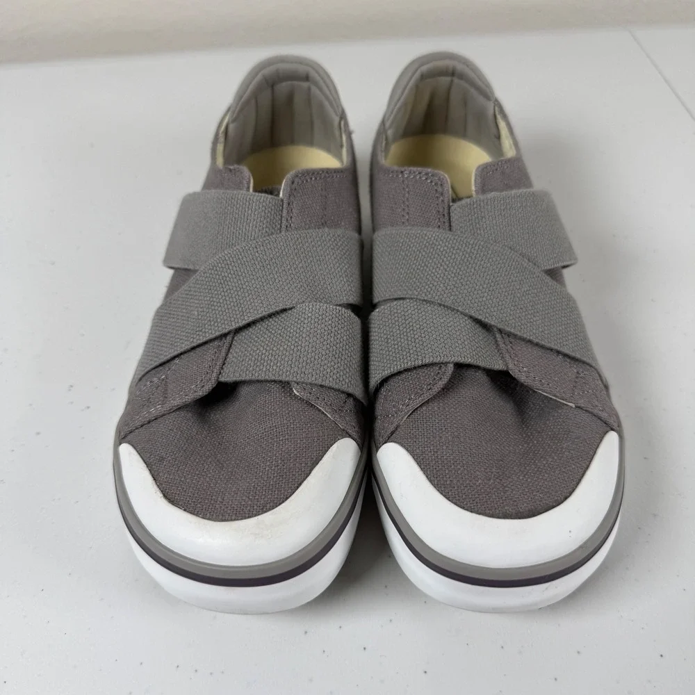 KEEN Womens 5.5 Elsa III Gore Slip On Canvas Shoes Gray Gorpcore Comfort Sneaker